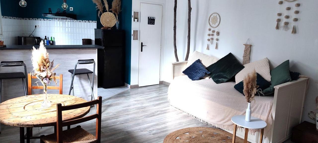 L'Appartement 7 - Centre Ville-Parking-Tv-Wifi Tarbes Eksteriør bilde